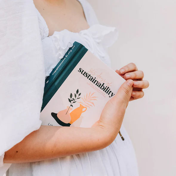 Saide - 365 Days of Sustainability Book