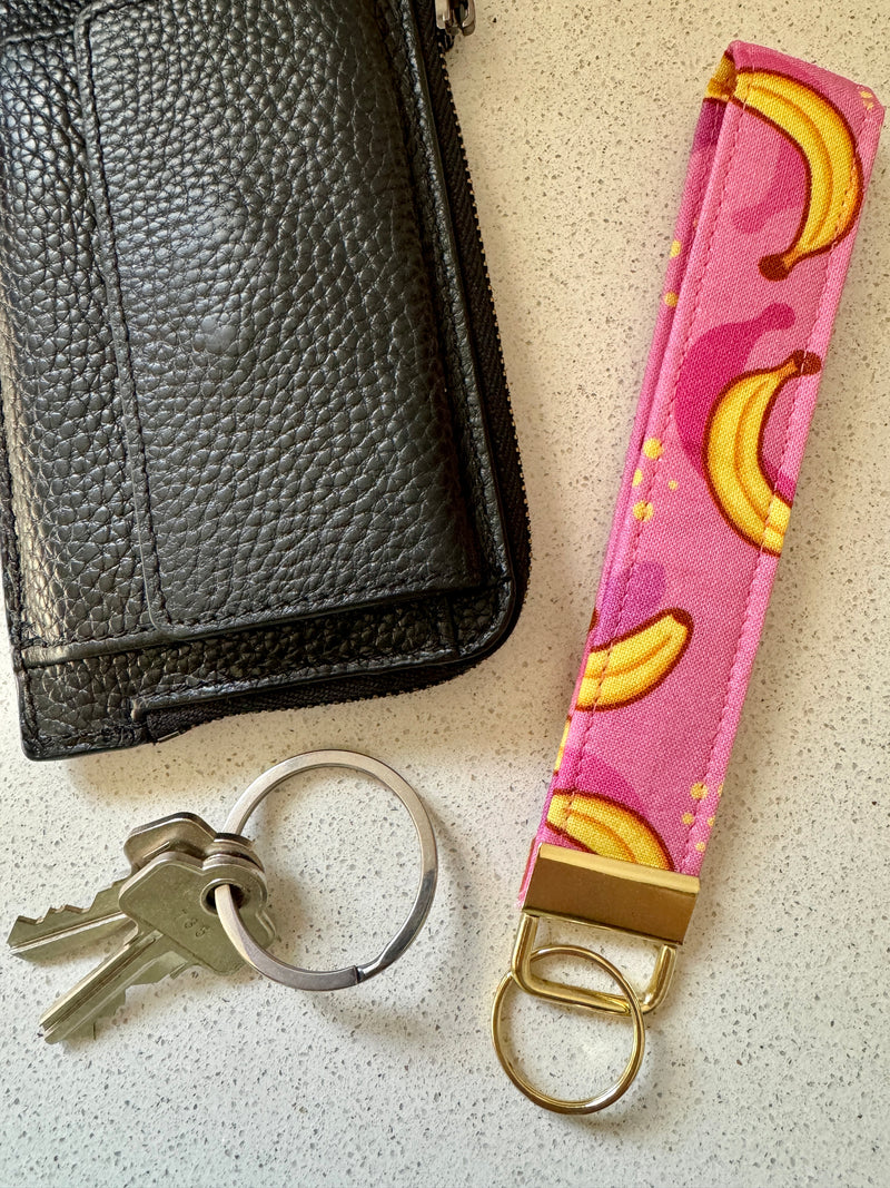 Dangles & Dinglehoppers- Wristlet