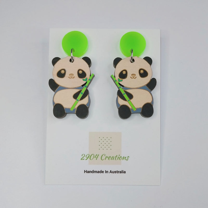 Daylight Designers/2904 - PANDA WITH BAMBOO DROP