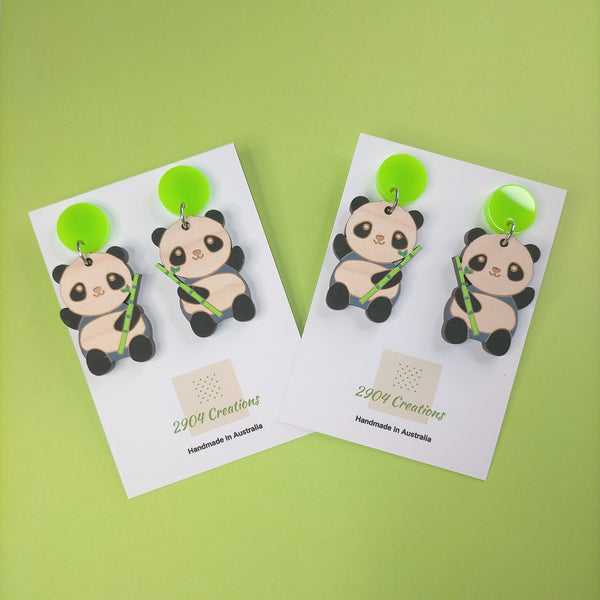 Daylight Designers/2904 - PANDA WITH BAMBOO DROP