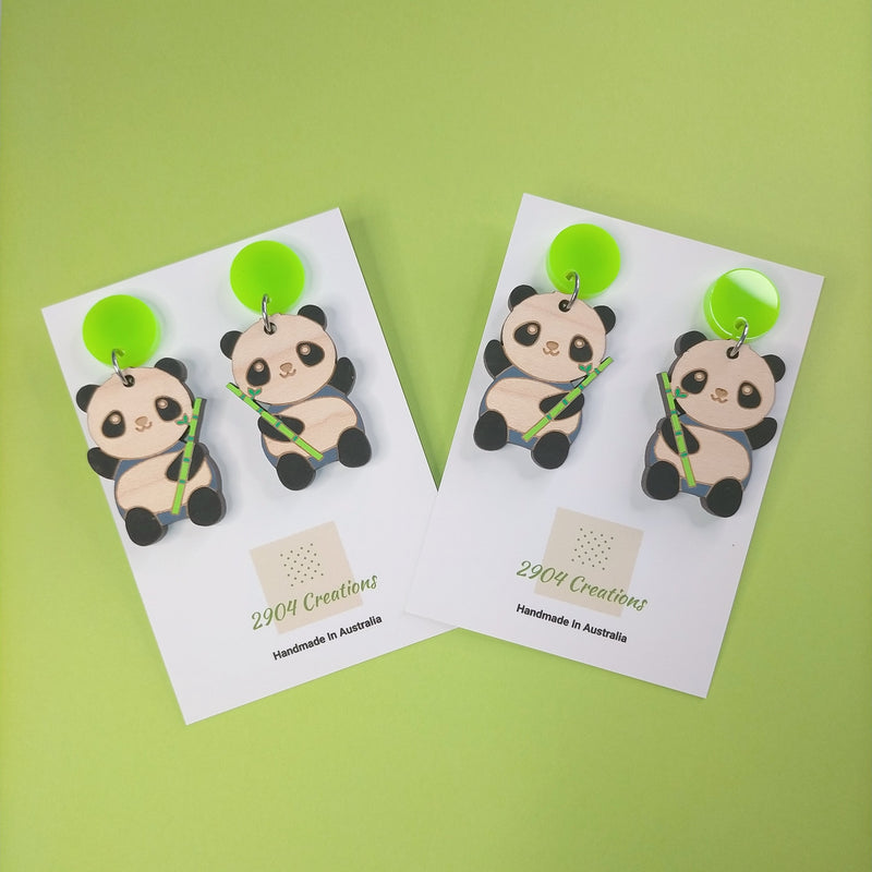 Daylight Designers/2904 - PANDA WITH BAMBOO DROP