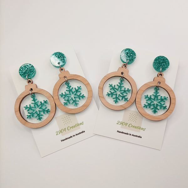 Daylight Designers/2904 - SNOWFLAKE BAUBLE DROP - 2 COLOURS AVAILABLE