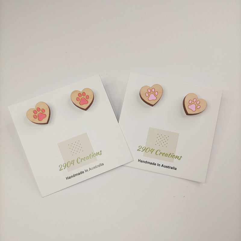 Daylight Designers/2904 - LOVE PAW STUDS
