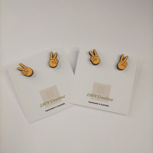 Daylight Designers/2904 - PEACE STUDS