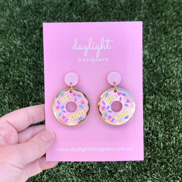 Daylight Designers/2904 - BE KIND DONUT DREAMS